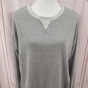 NWT Womens Everleigh Gray Distressed Sweatshirt,LG